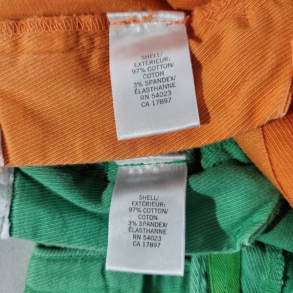 2 PR BANANA REPUBLIC Women's 2 (Actual 29" x 3") Martin Fit Stretch Chino Shorts - Picture 5 of 5